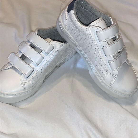 Gap shoes. Kids 11 - Picture 6 of 6